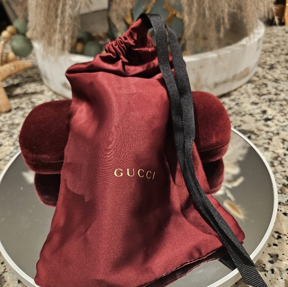 Gucci Glasses, case, dustbag, care card! Authentic🔥 - Picture 7 of 8